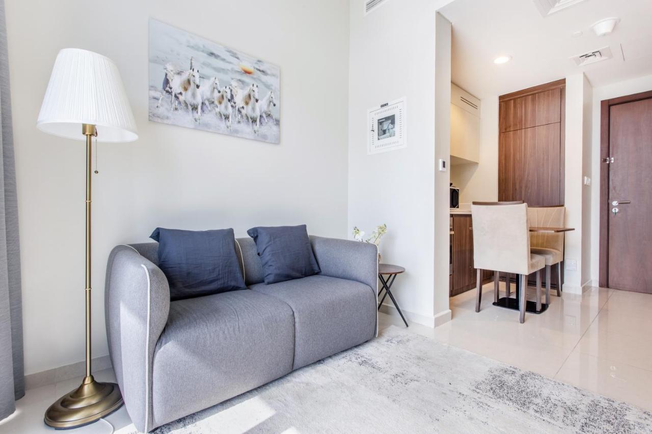 Reva Residences - One Bedroom By The S Homes Aparthotel